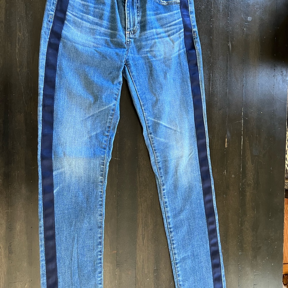 Adriano Goldschmied “The Prima Cigarette Leg” Medium Wash Jeans Women’s …